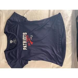 New England Patriots Women's‎ Activewear T-Shirt - XL